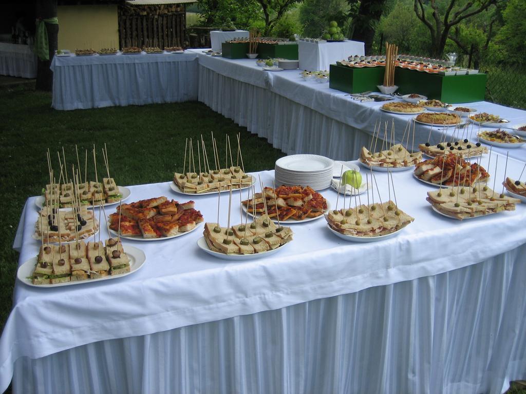 Carpeneto Agriturismo Ristorante Albachiaraヴィラ エクステリア 写真
