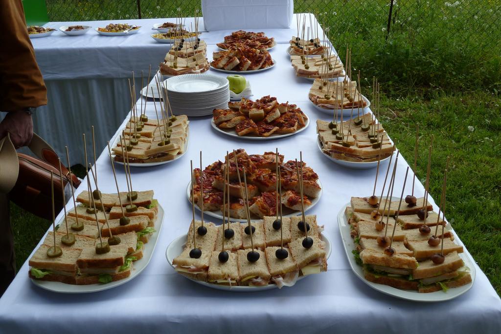 Carpeneto Agriturismo Ristorante Albachiaraヴィラ エクステリア 写真